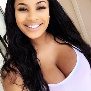 Meet your Posher, Sharese